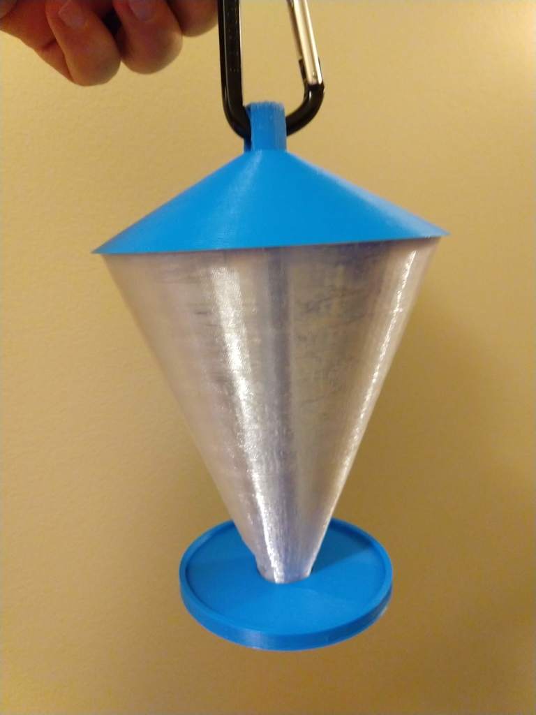 Easy hanging, quick filling, printable bird feeder