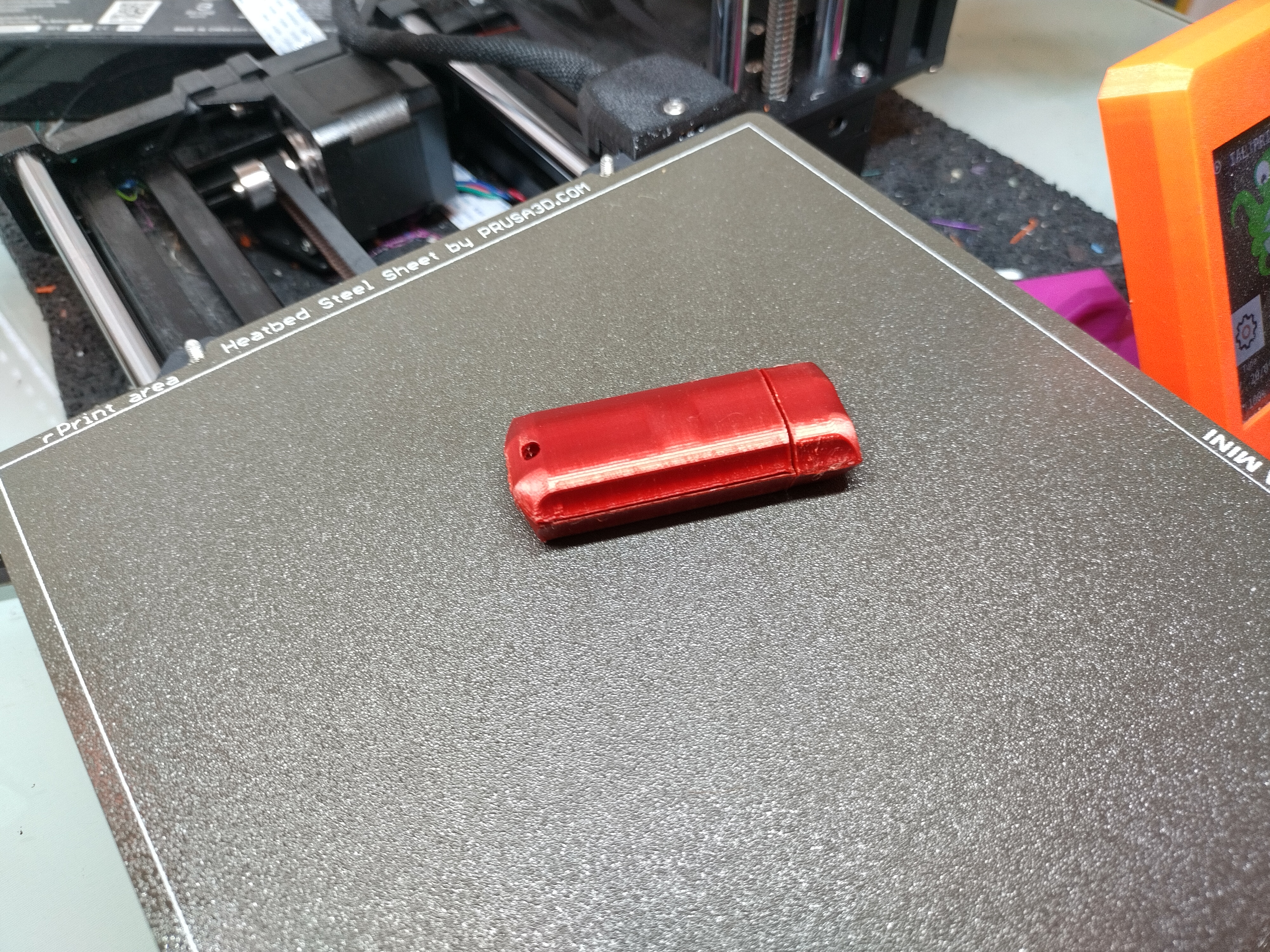 Miniatura 4 do modelo 3D More ergonomic USB case