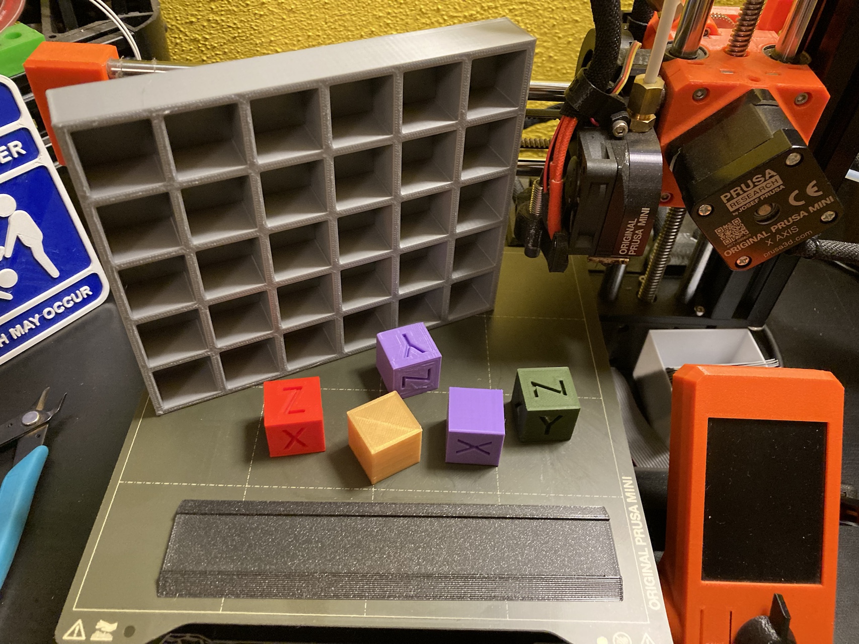 Calibration Cube Rack by stedipietro Download free STL model