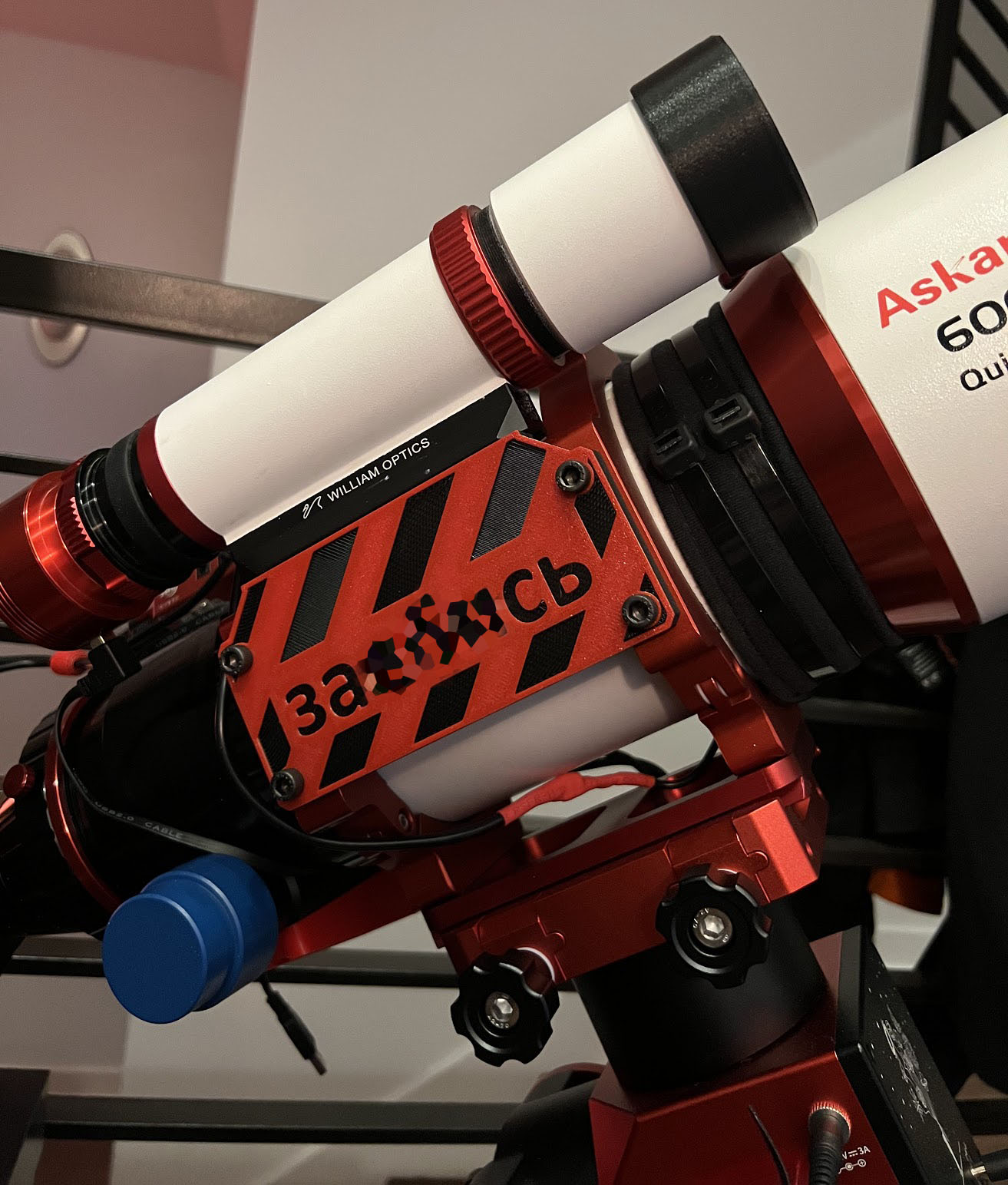 Askar 600 compact mount for William Optics 50mm guide scope