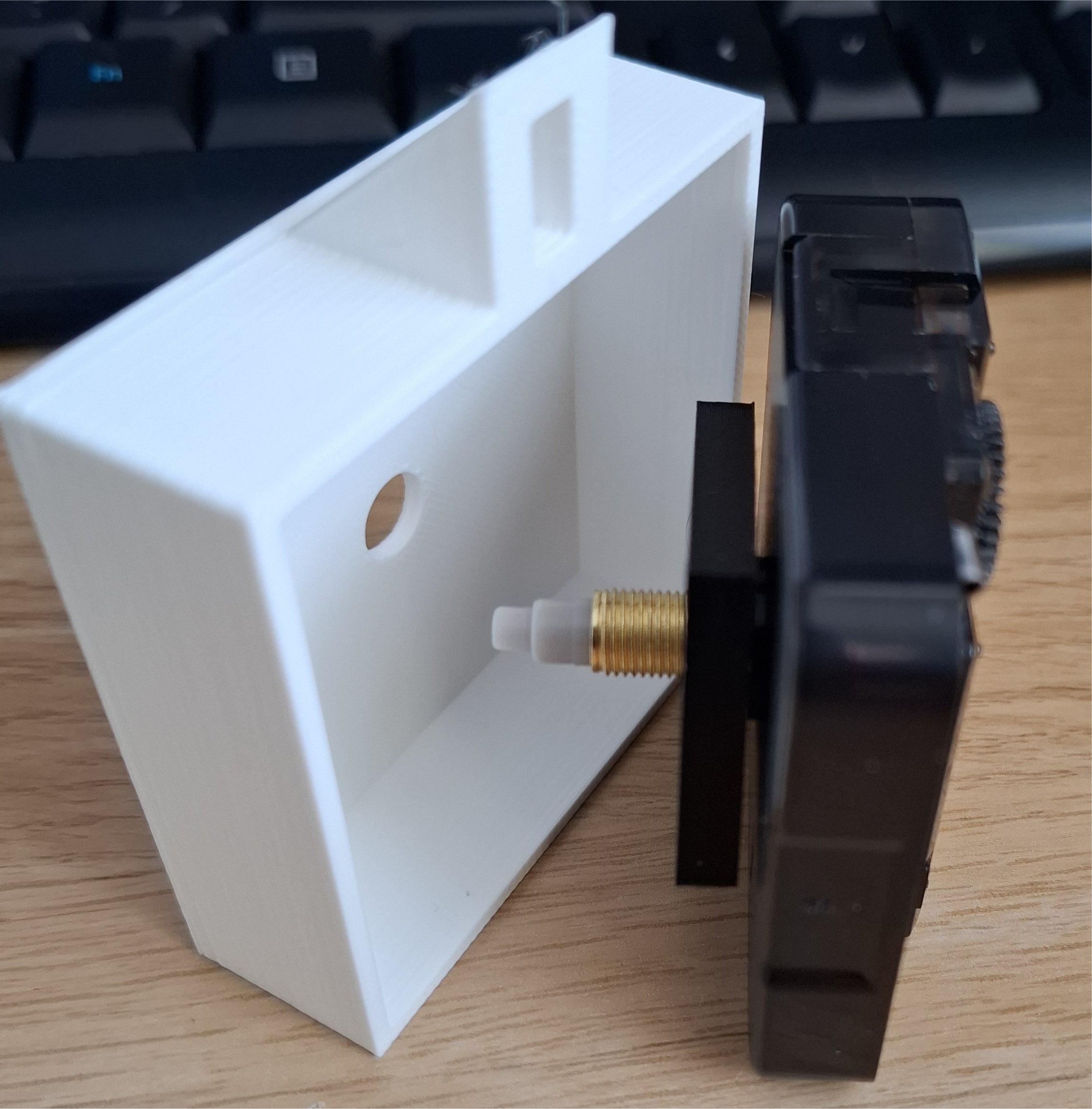 Clock : Mechanism Holder