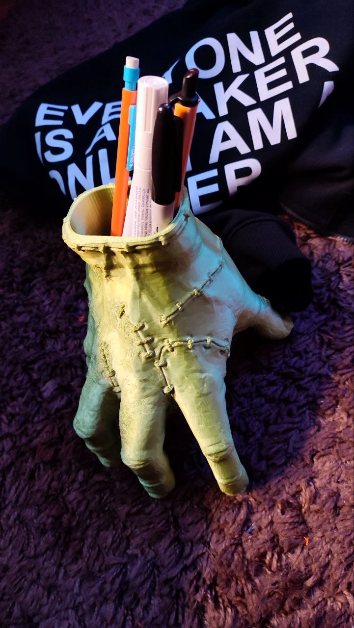 Wednesday Spoiler Thing Pencilholder