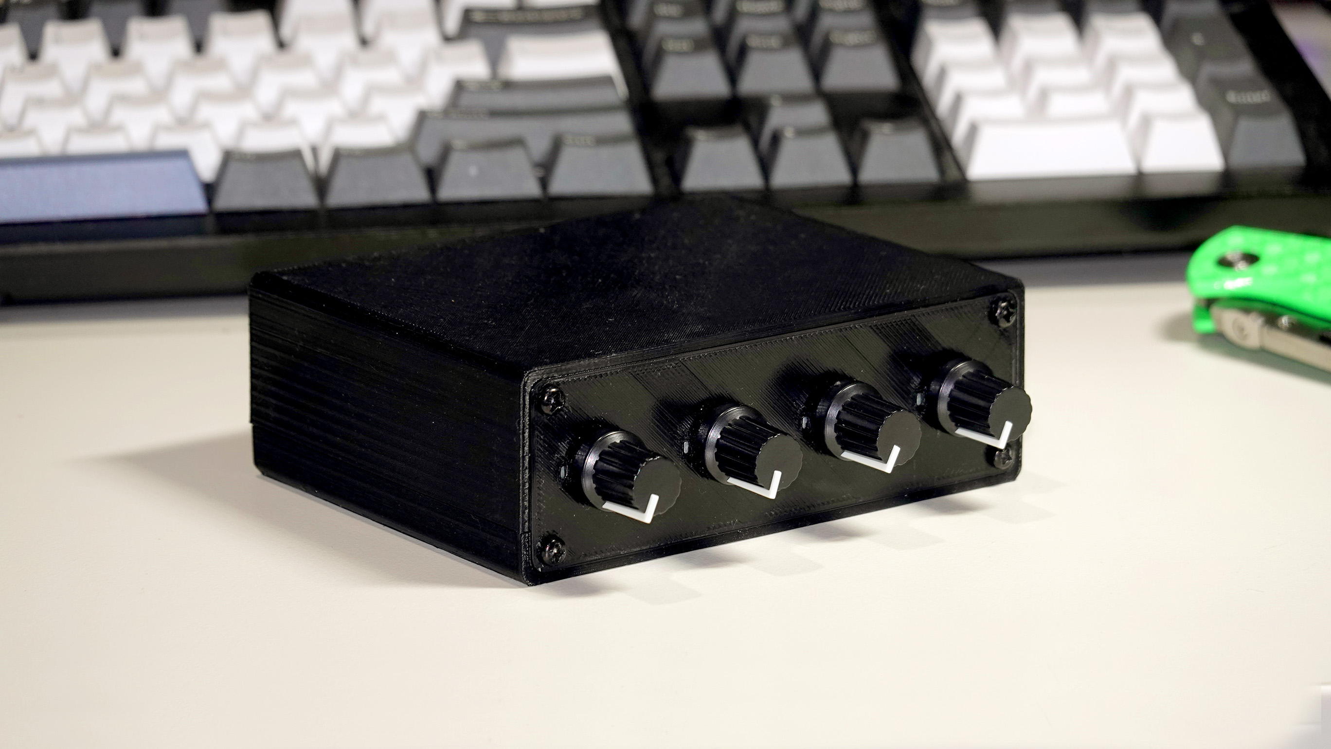 HAM: Low profile front controls case