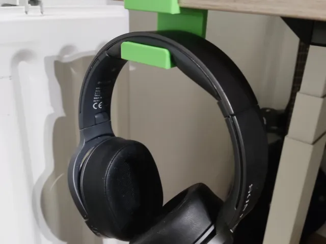 Headphone holder