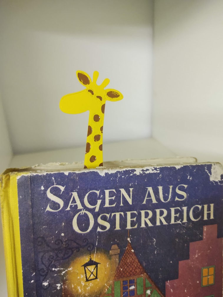 Book Giraffe Bookmark