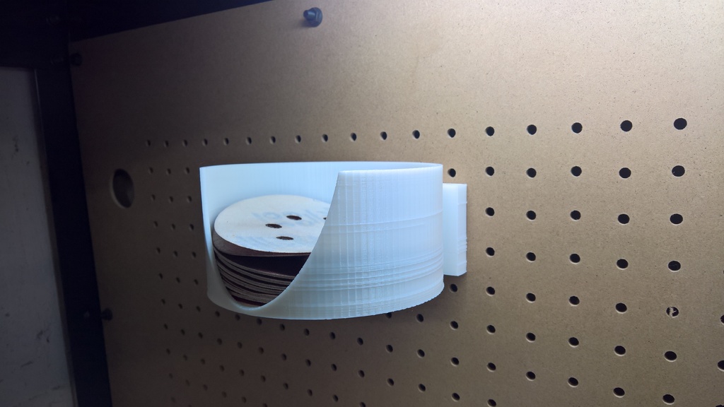 5" sanding disc pegboard holder