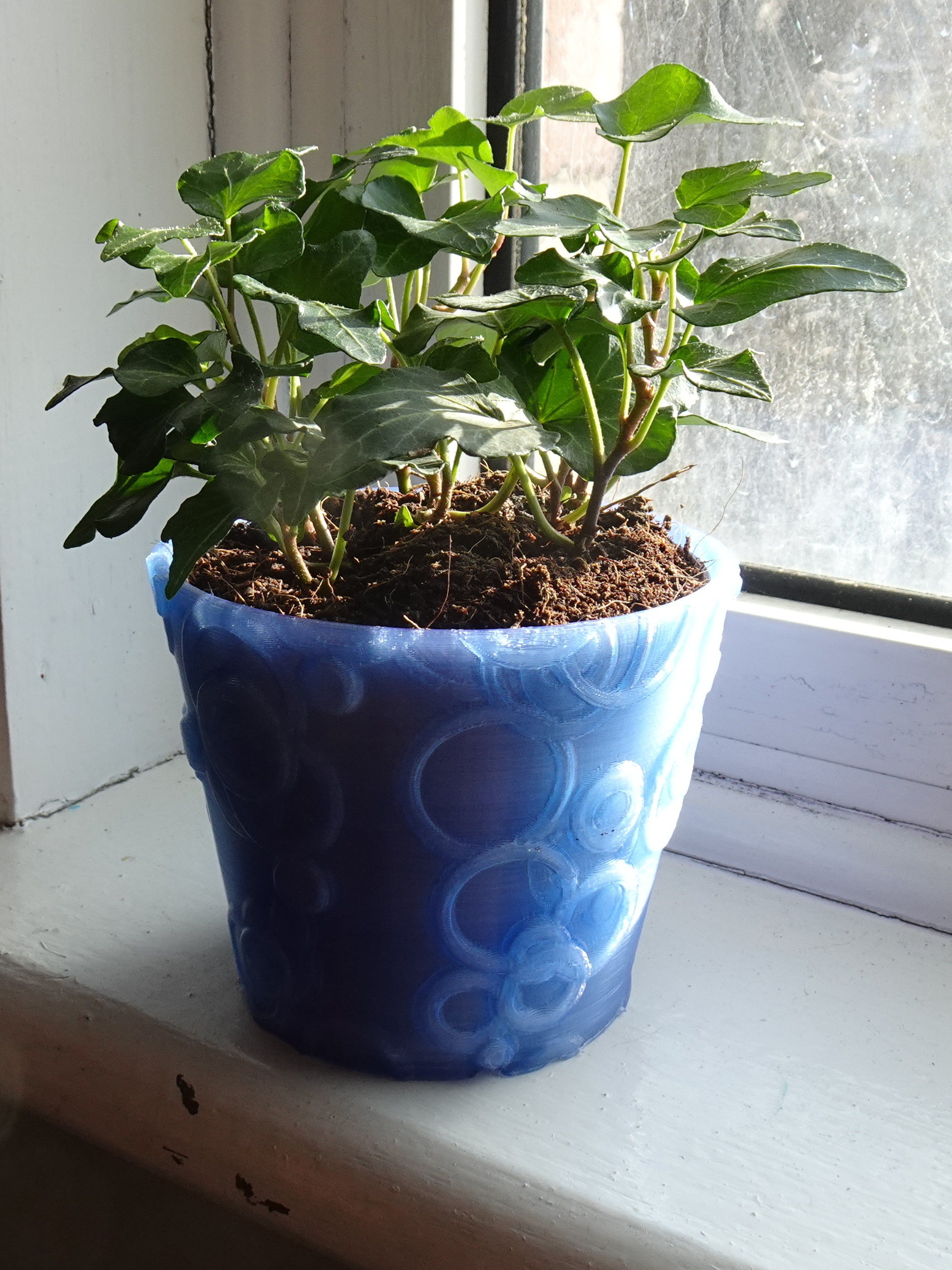 Raindrop pattern flower plant pot