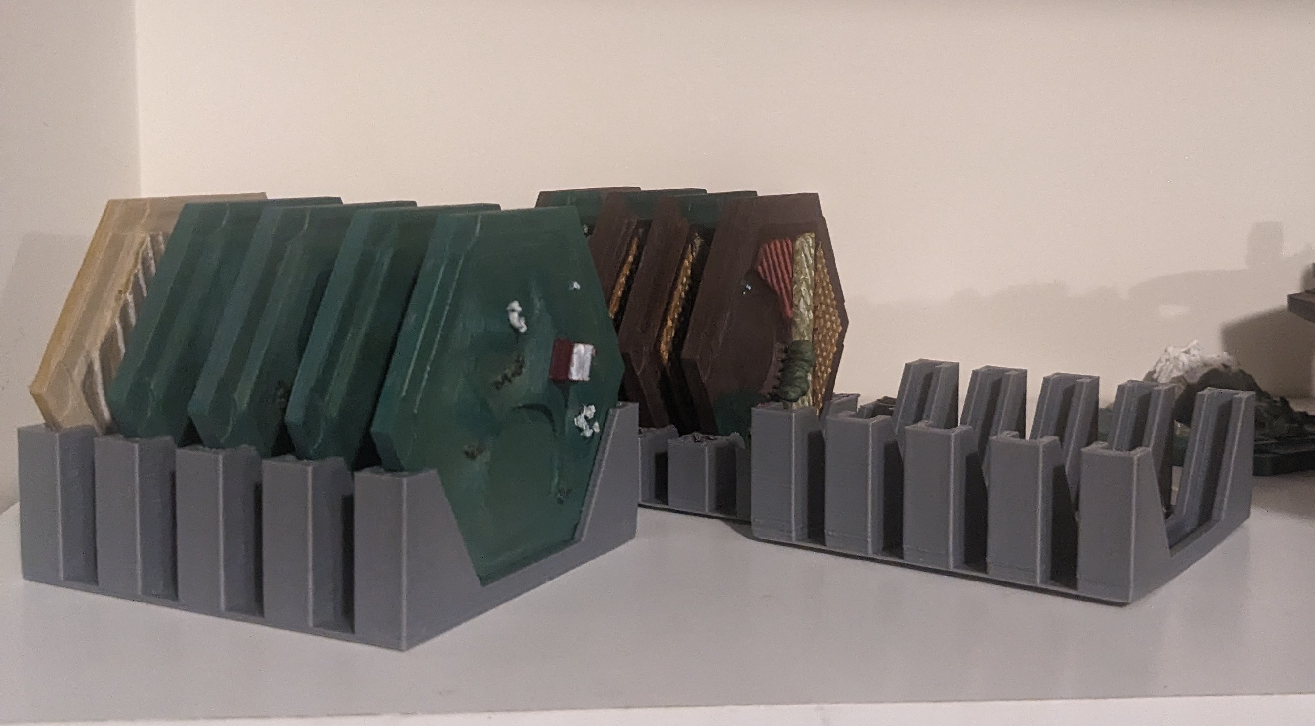 Catan resource tile storage