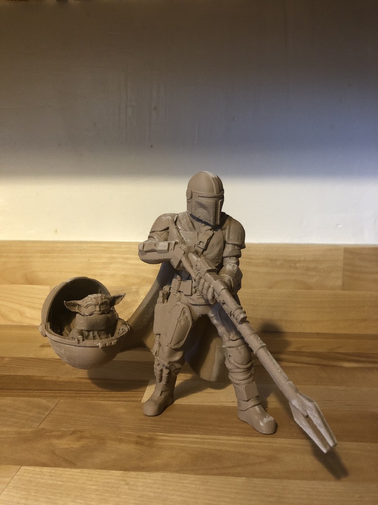 Mandalorian and Baby Yoda