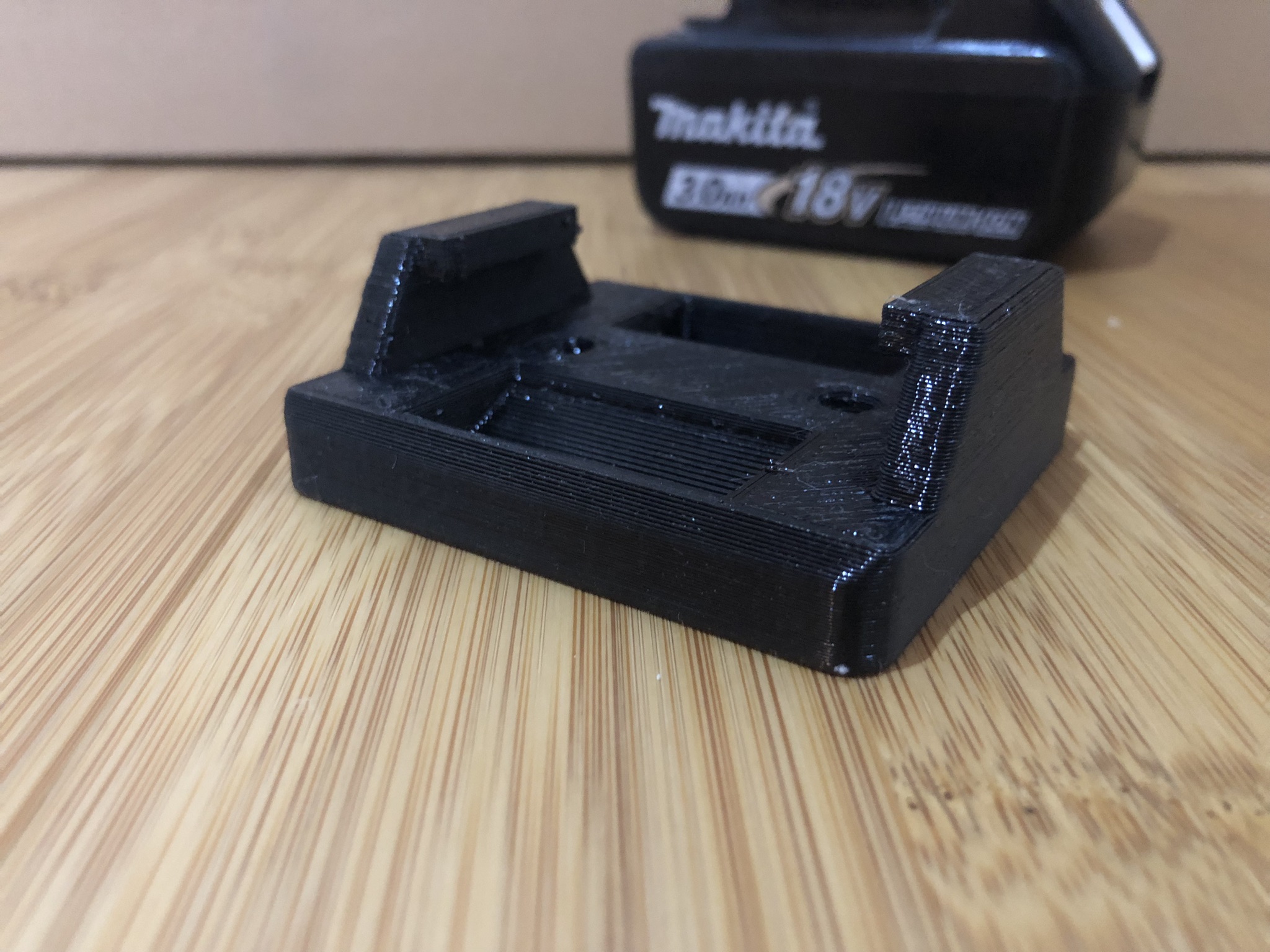 Makita Akkuhalter/ Batteriehalter von joni Kostenloses STLModell