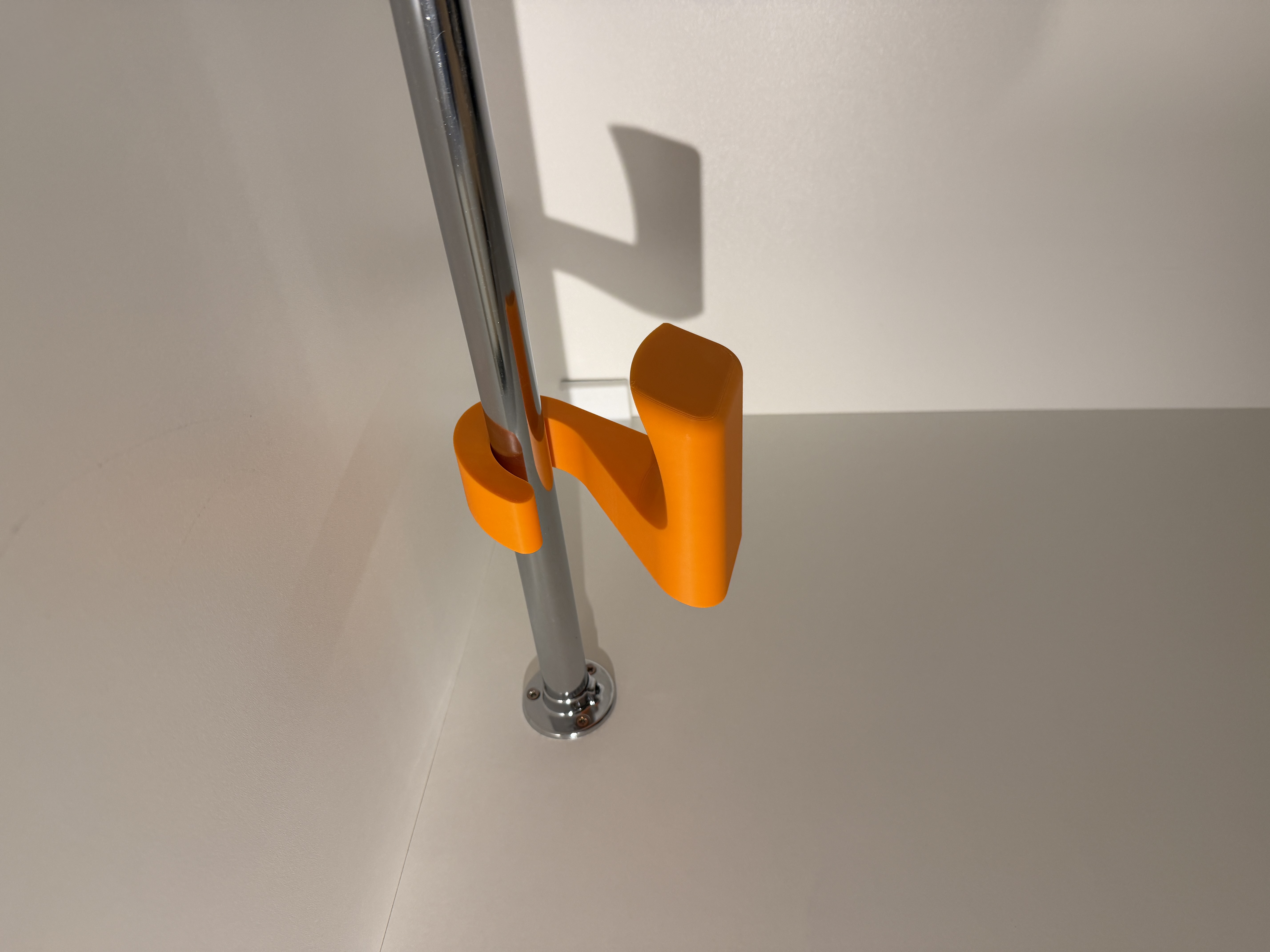 Miniatura 2 do modelo 3D Backpack / Bag Hanger