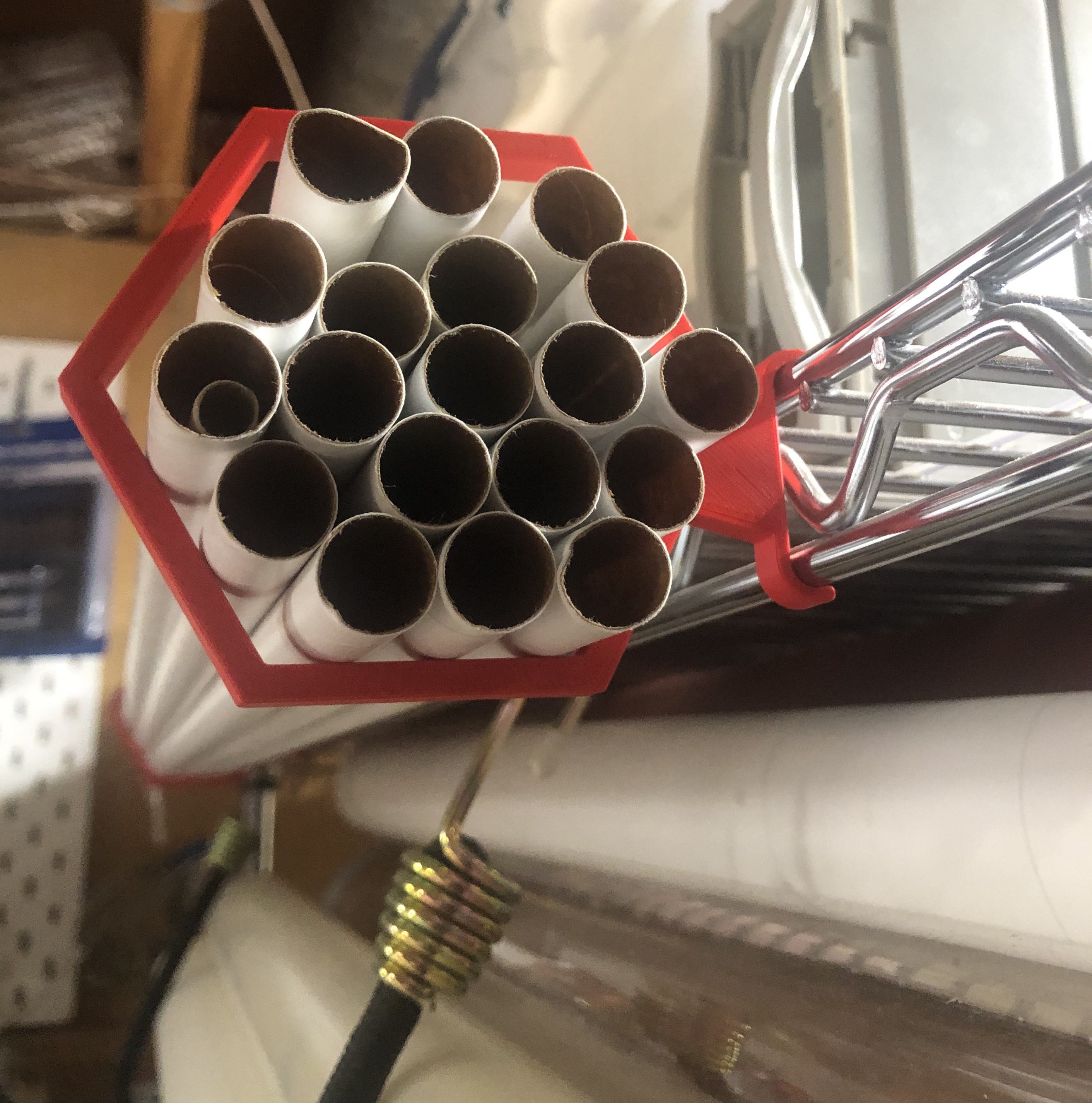 Hex Bracket with clamp for wire shelf units