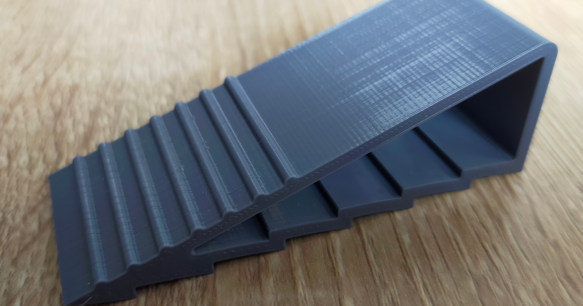 Door Wedge (For Carpets) by Will Steen Design Download free STL model