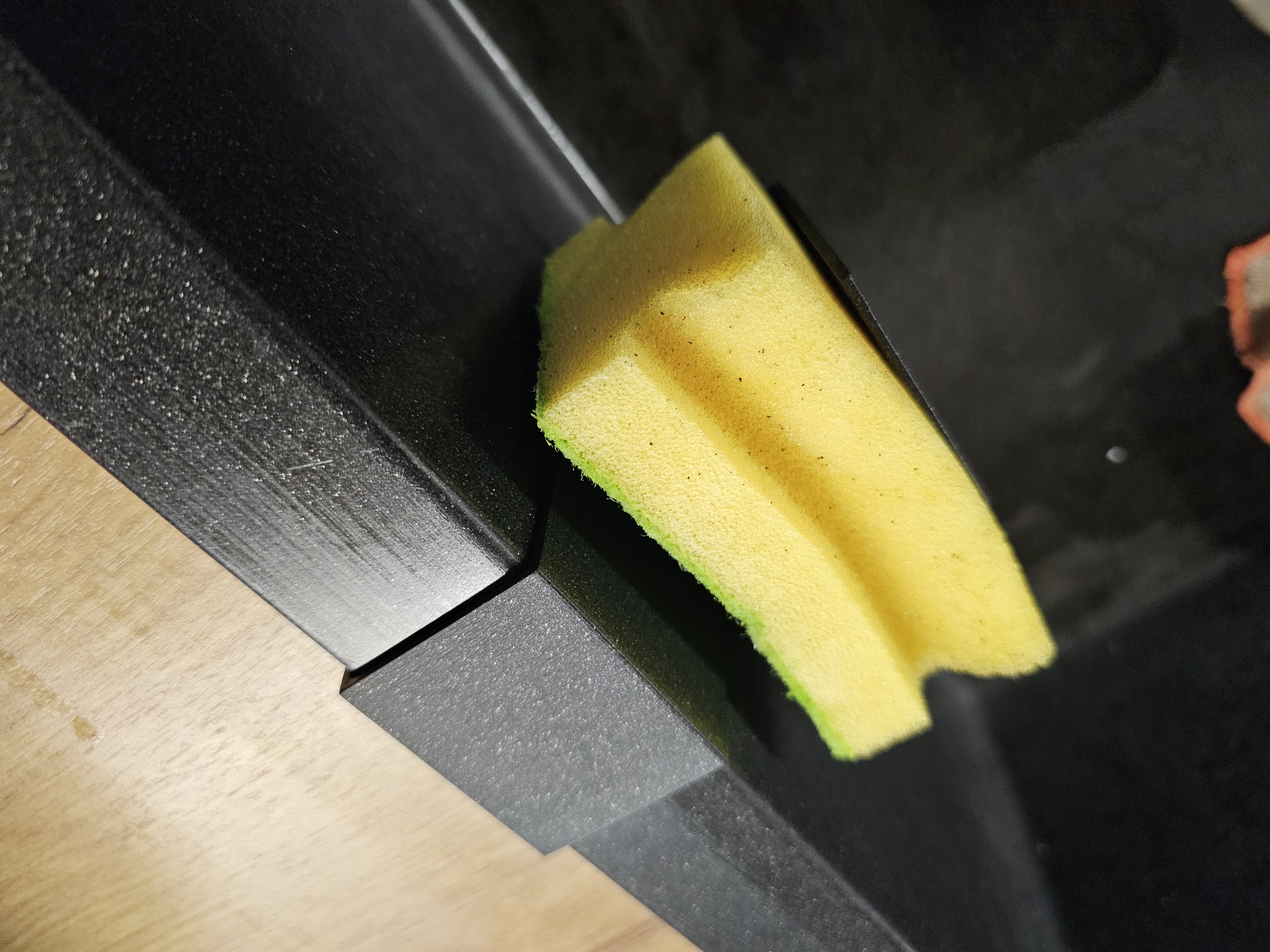 Sponge holder
