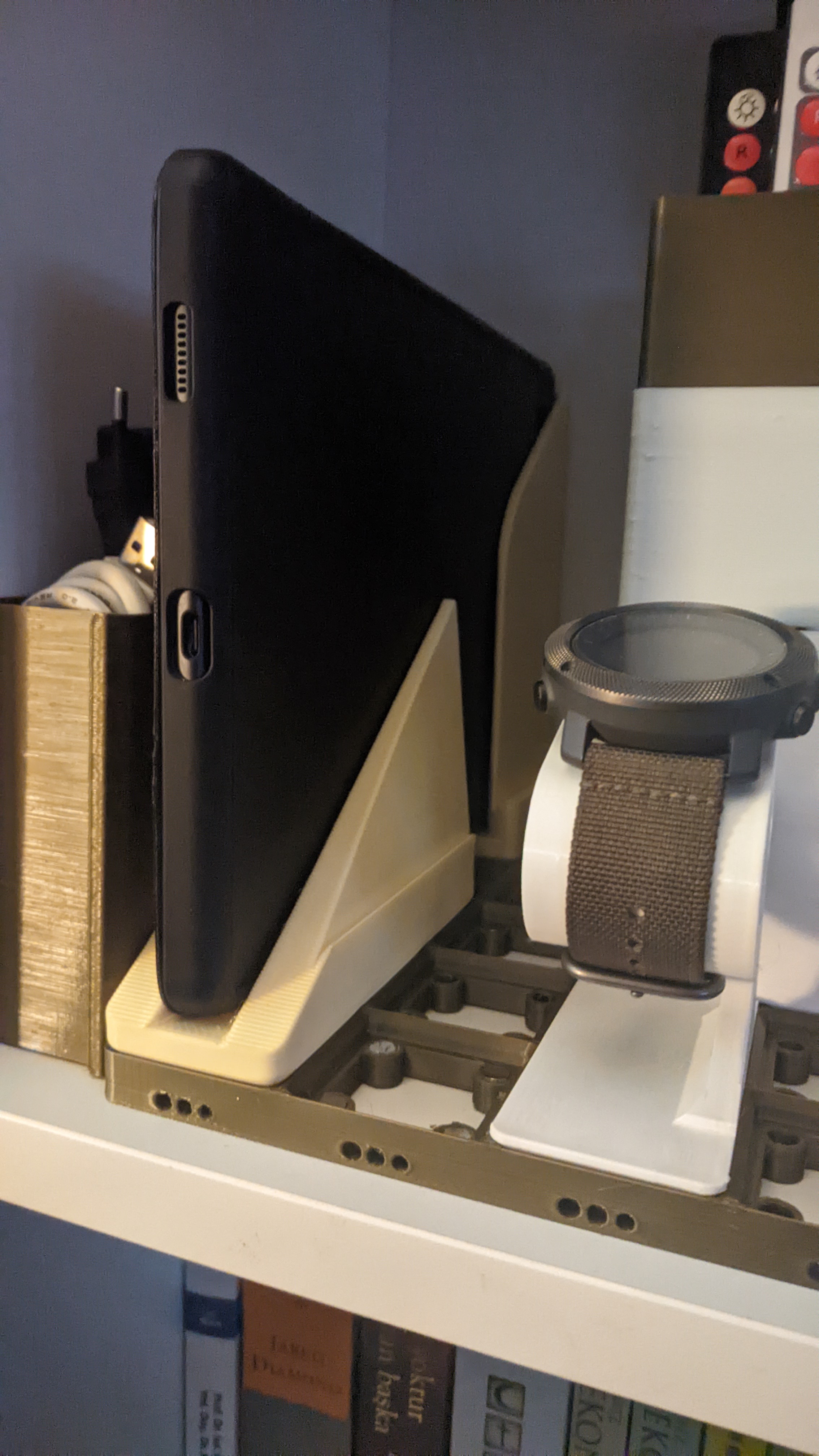 Gridfinity Tablet Holder