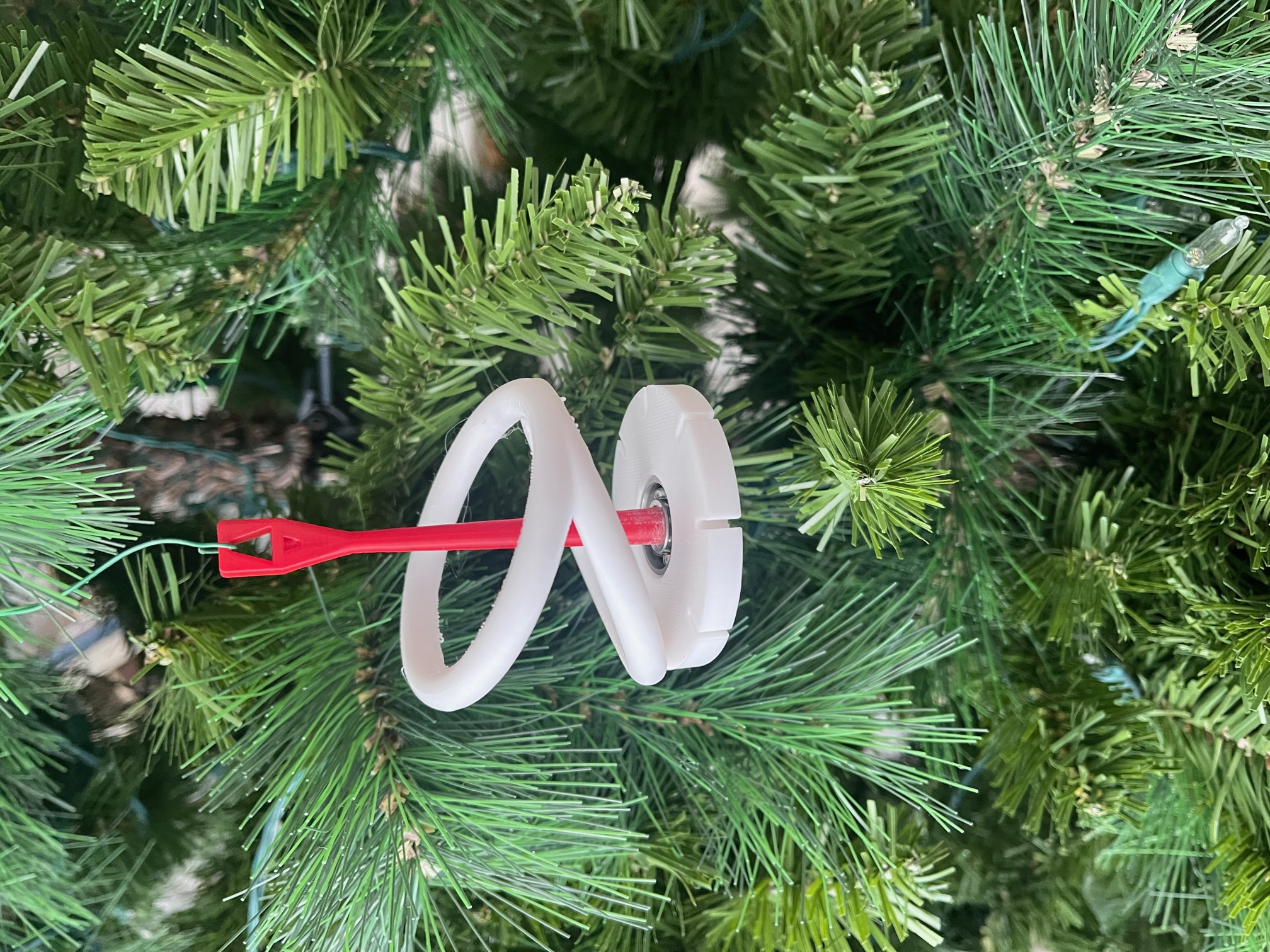 Optical Illusion - Rotating Rings Ornament