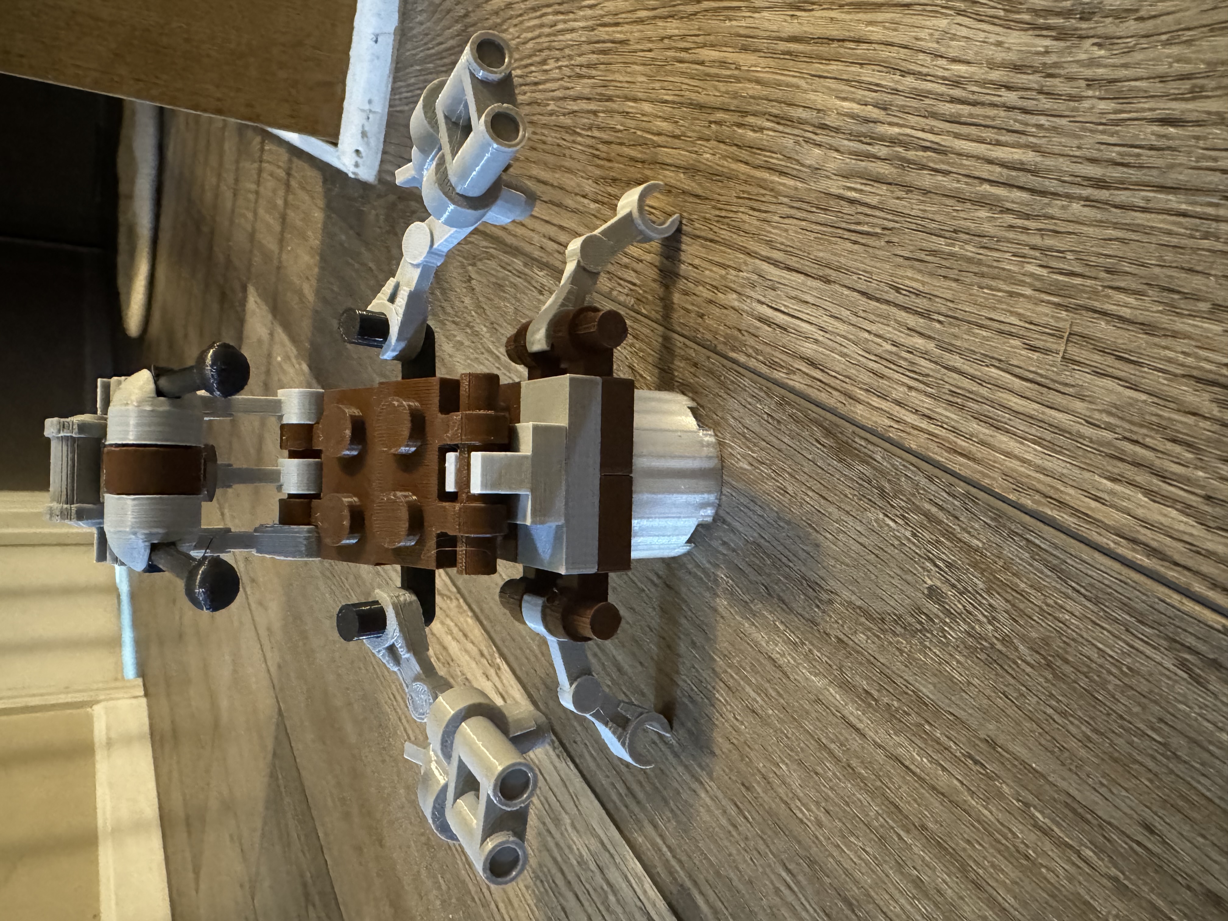 2002 Brick Droideka Mini figure