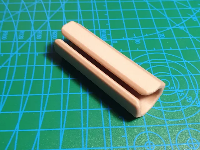 BedSheet Clip