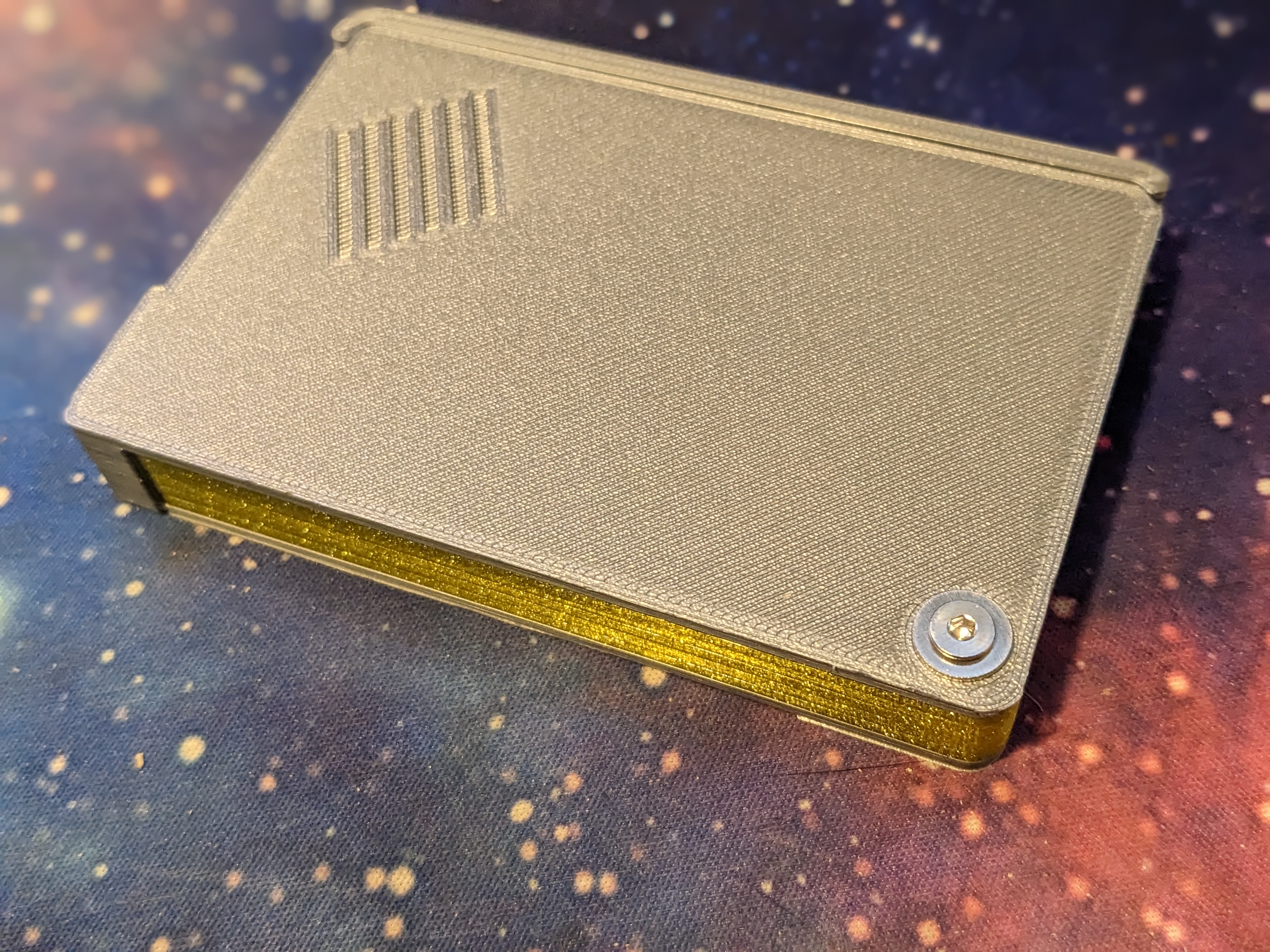 Threaded remix of fan-out card wallet 3D model thumbnail
