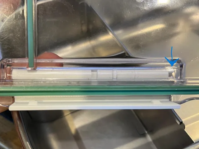 Smash Bento Box Replacement Latch - Clip