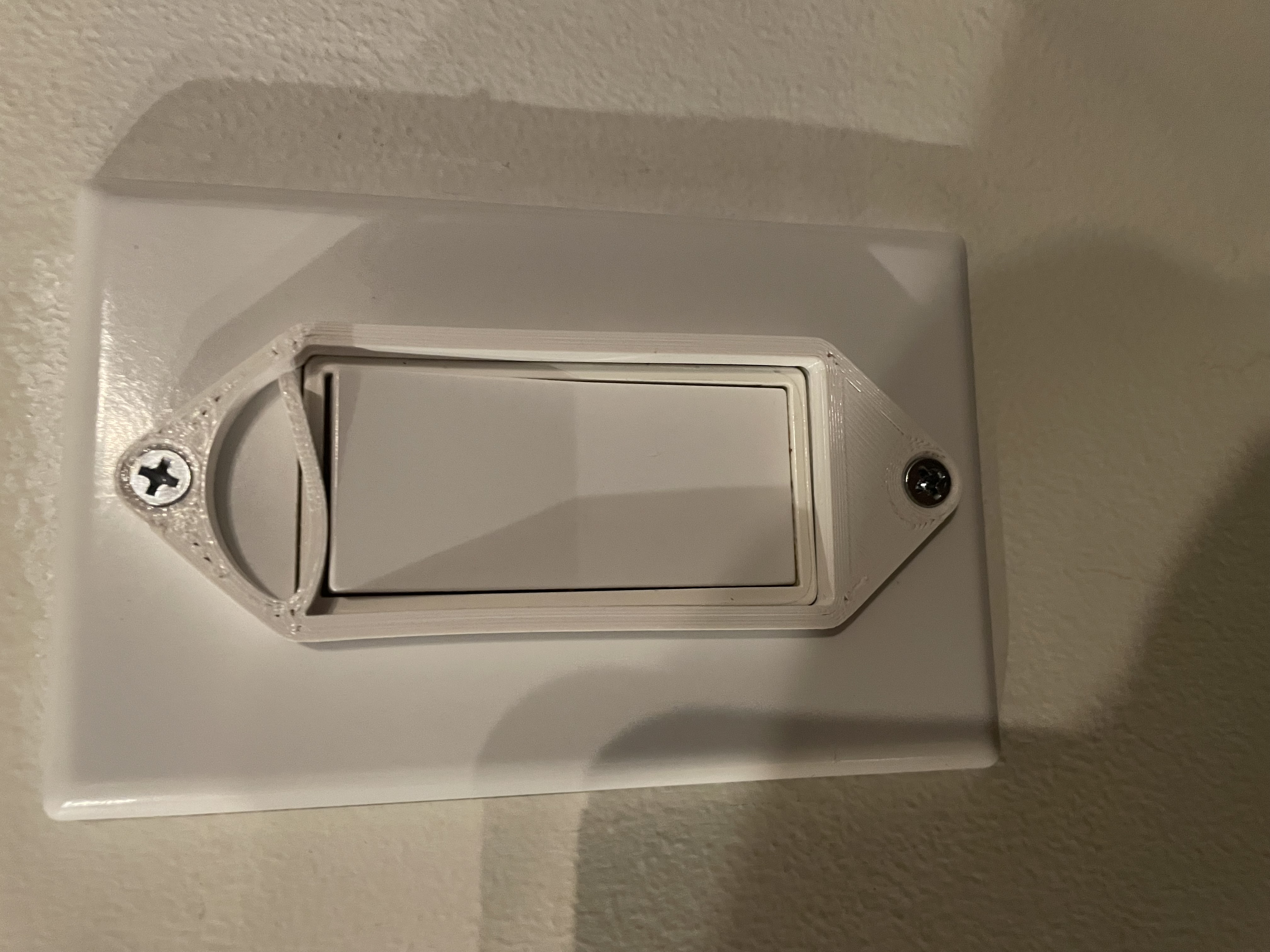 Miniatura 2 do modelo 3D Rocker Light Switch Lock