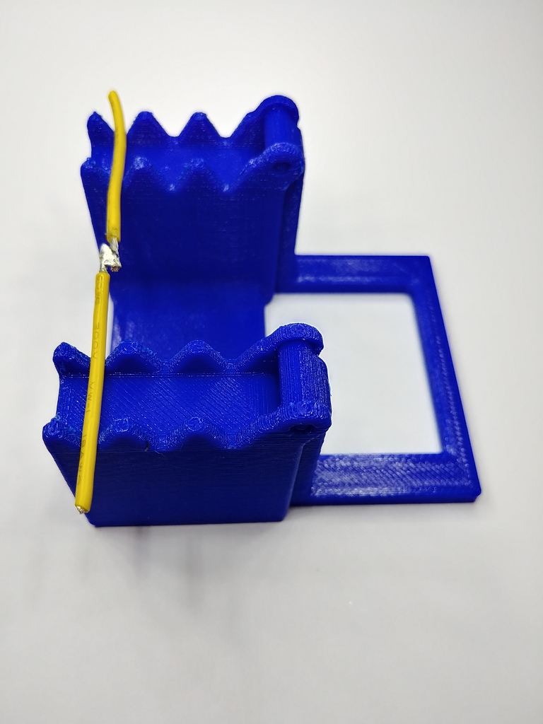 Miniatura 3 do modelo 3D Soldering Helping Hands