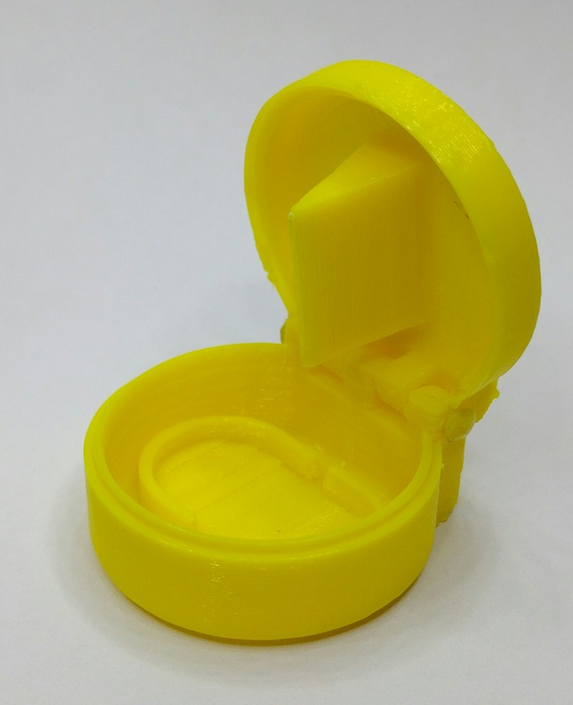 Pill box with cutter (remix)