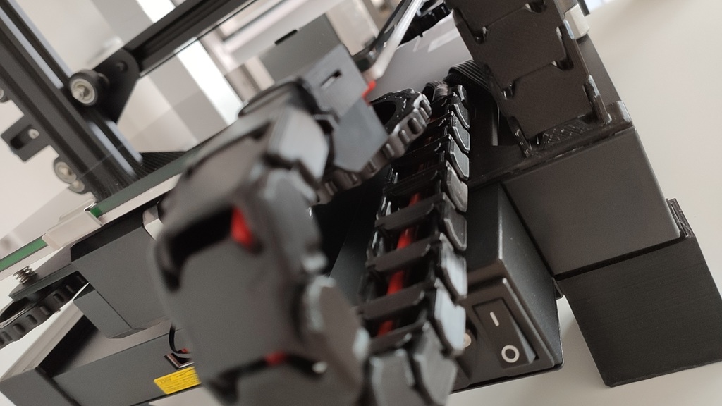 Solid Ender 3 V2 Cable Chain mount for Y/Z axis with rerouted cables