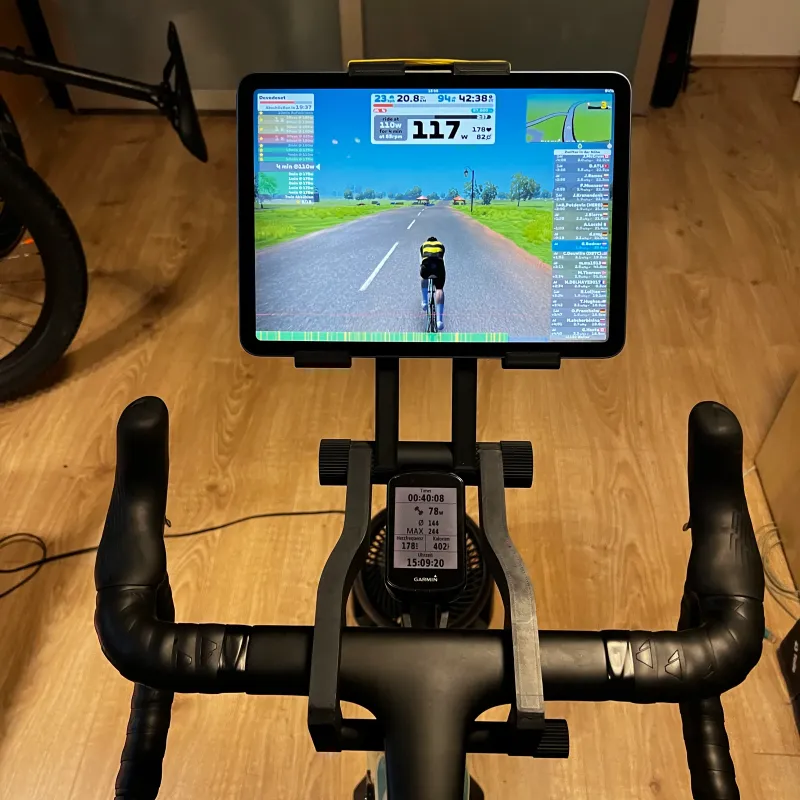 Tablet holder for indoor cycling by Boomi Download free STL model Printables