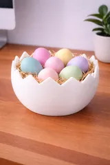 Minimal Round Bowl with Decorative Edge