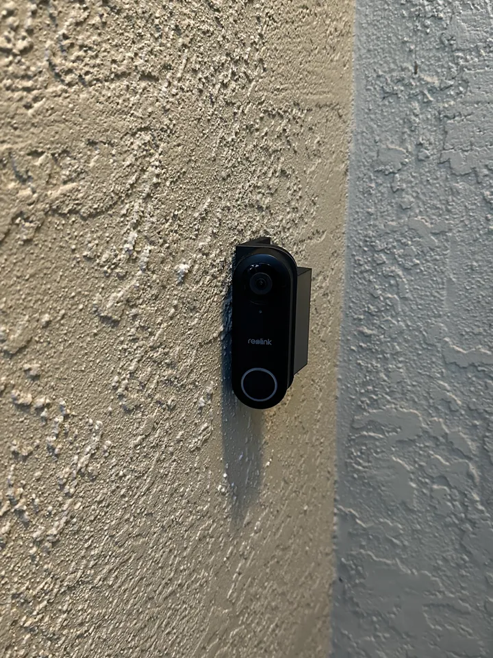 STL file Reolink PoE Doorbell Mount for Double 4 Vinyl Siding 🏠・3D print  design to download・Cults