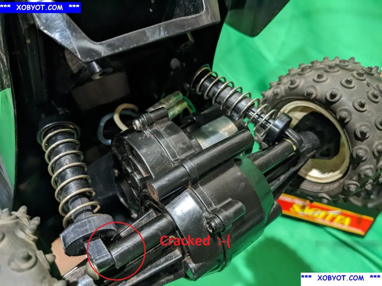 Radio Shack Golden Arrow Shocks with Shock MountRepair Sleeves by