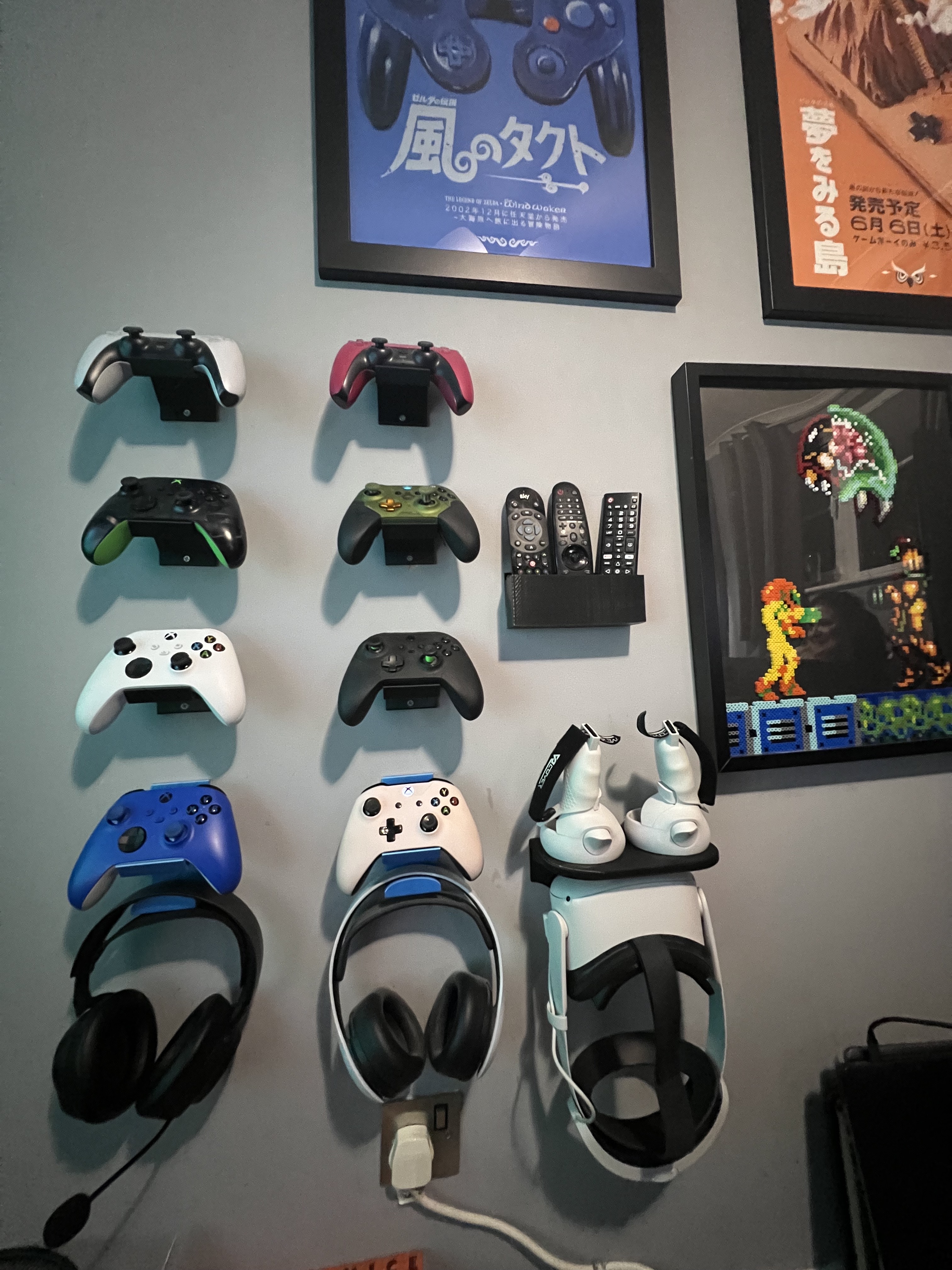 Meta/Oculus Quest 2 Wall Mount 3D model thumbnail