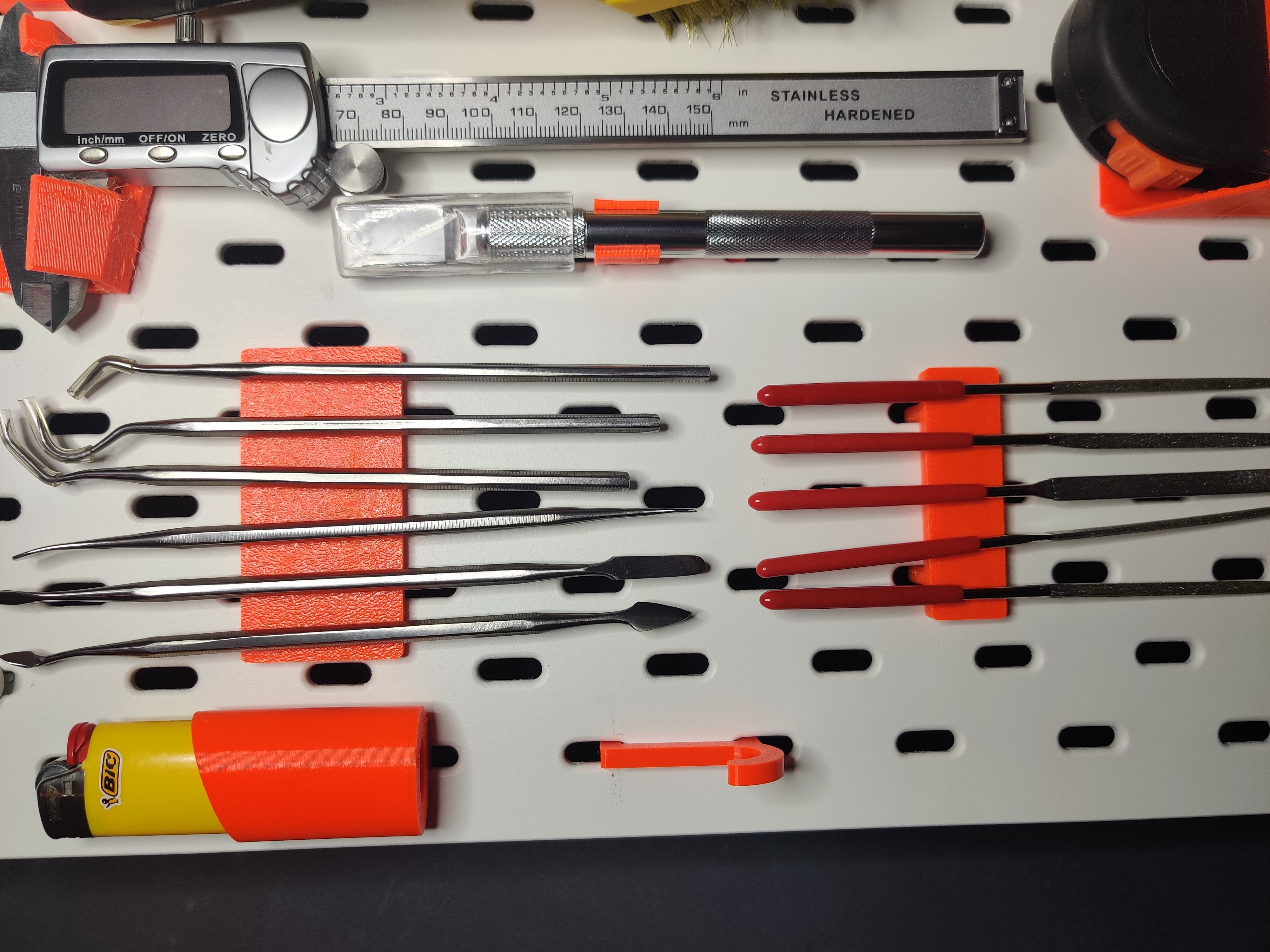 Skadis Magnetic Holder (Embedded)
