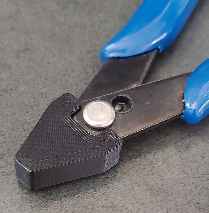 Protective End Cap for Wire Snips 