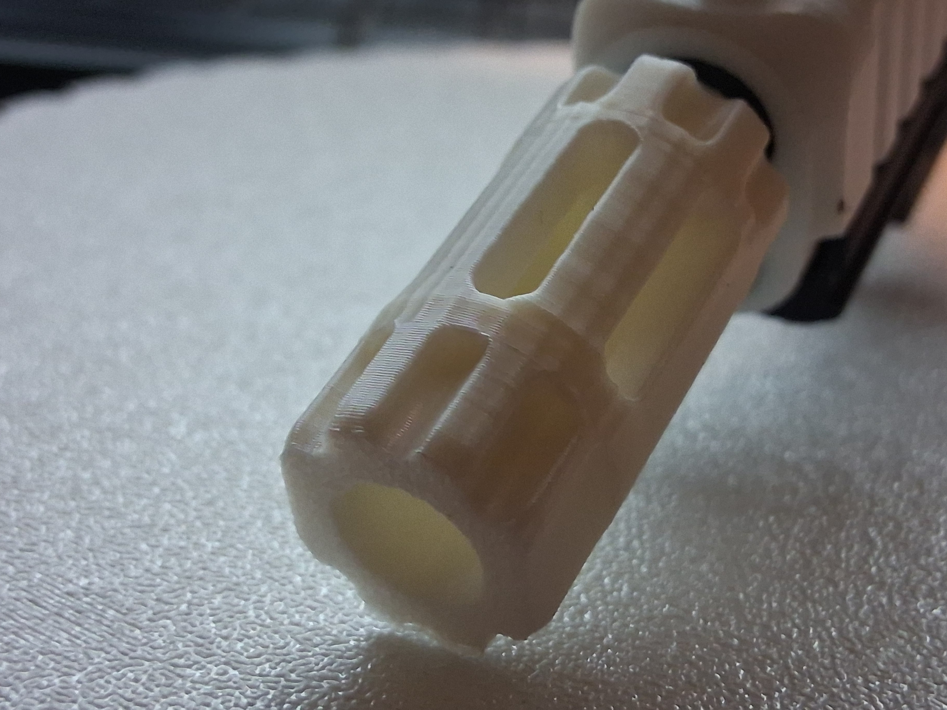 Threaded Muzzle Brake and Barrel for Glock Fidget Keychain – 3D-Printed Mini Slide-Action Toy