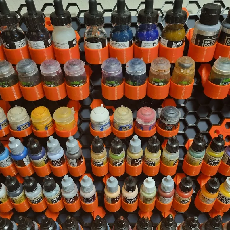 COH1007 Dr Paint Rack - Wall Mountable 40 Bottle Holder (for  Vallejo/Hataka/AMMO 17ml type bottles) - Sprue Brothers Models LLC