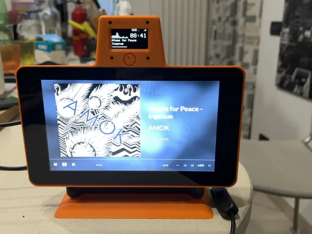 Raspberry Pi 7" TouchScreen & Rpi 4B Enclosure mount - HiFi player remix