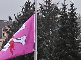 Drehende Fahnenhalterung, print in place / Rotating flag holder, print in place