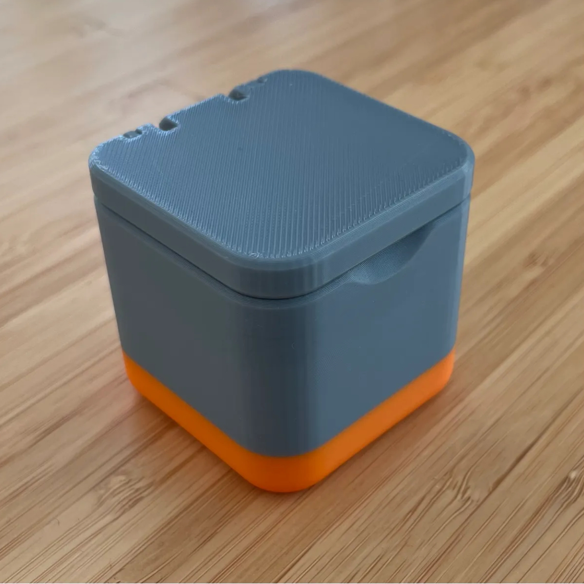 Miniatura 2 do modelo 3D Small Box with ring holder