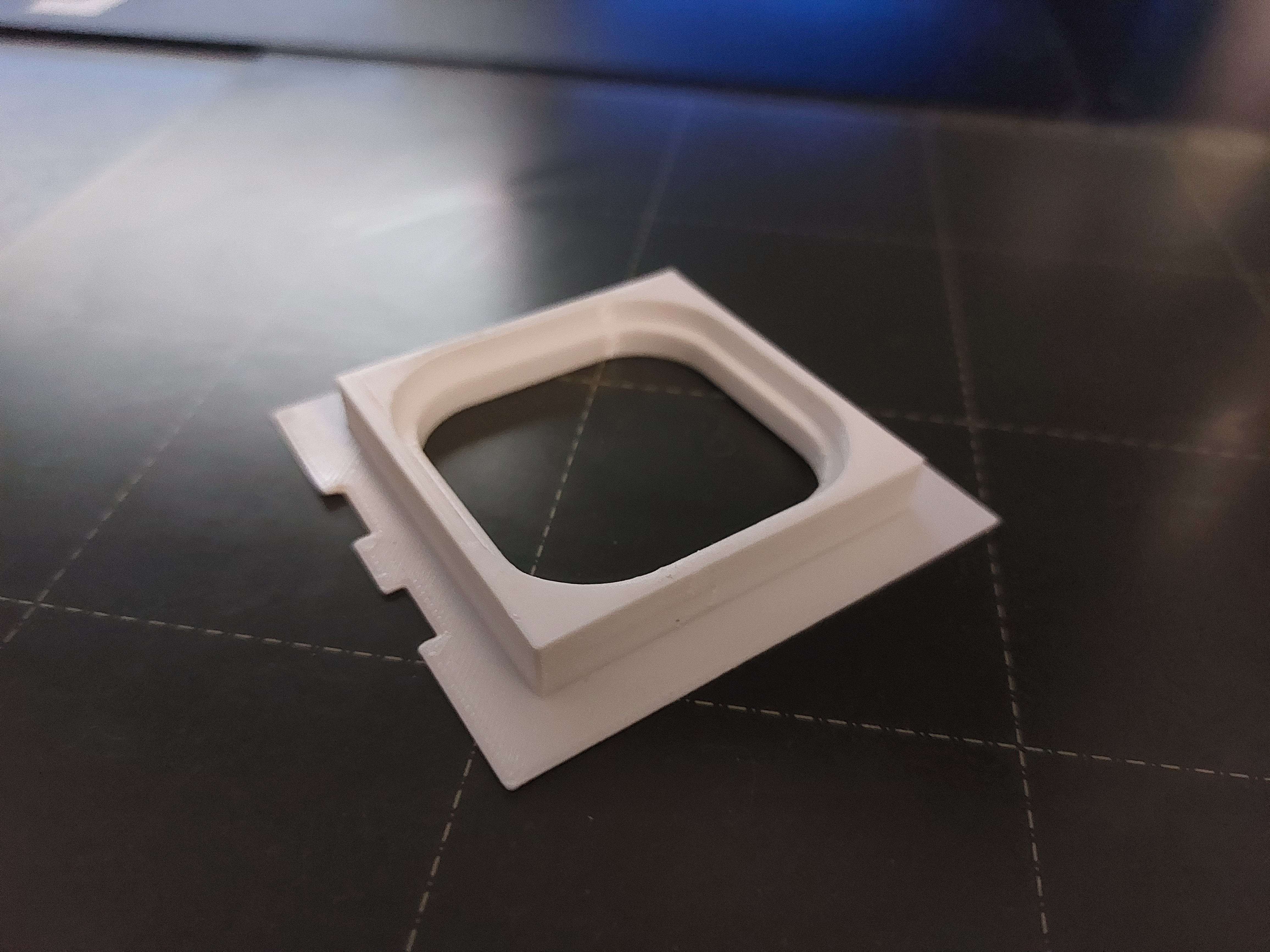 Miniatura 2 do modelo 3D Ikea light switch mount