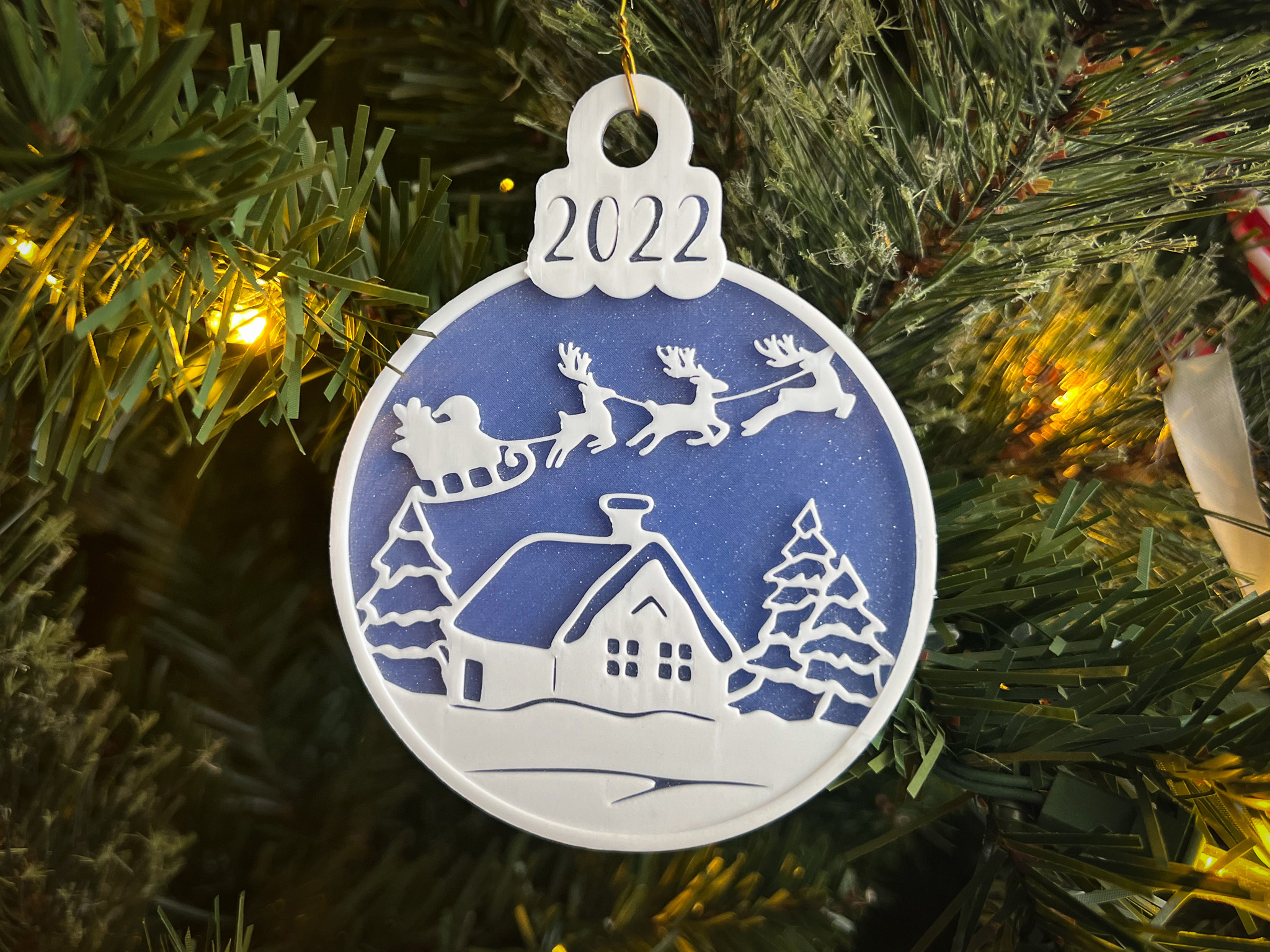 Santa Sleigh in a bauble (Christmas tree ornament - solid version)