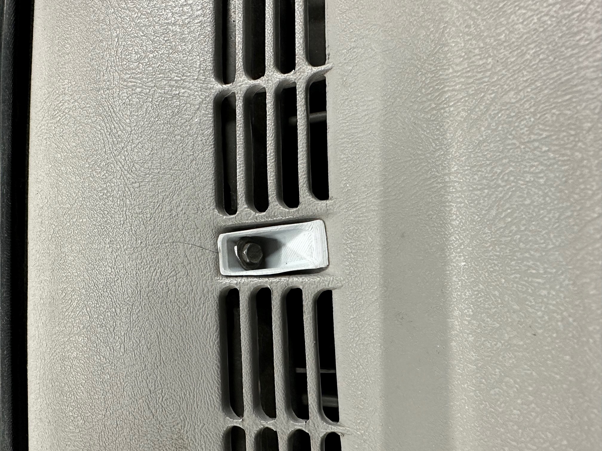 suburban dash repair 92-99 by willyz99 | Download free STL model | Printables.com