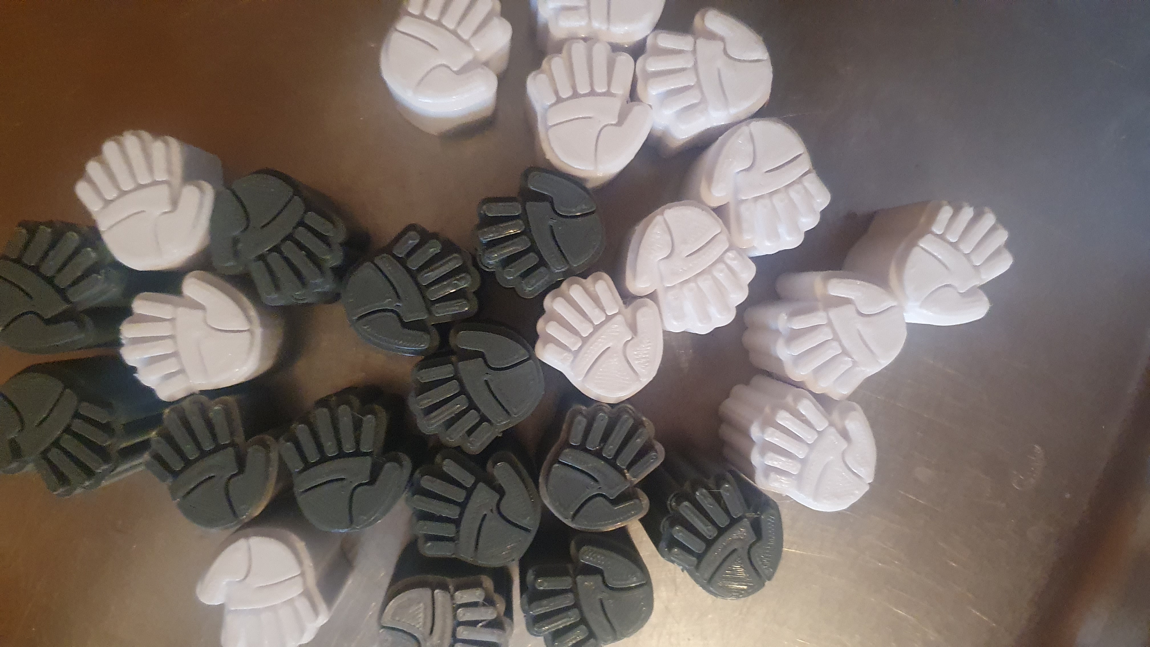 6 fingered hand drawer knob