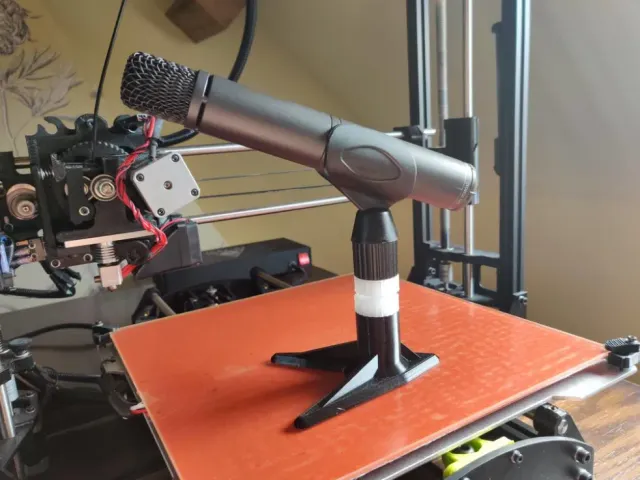 3/8" microphone stand