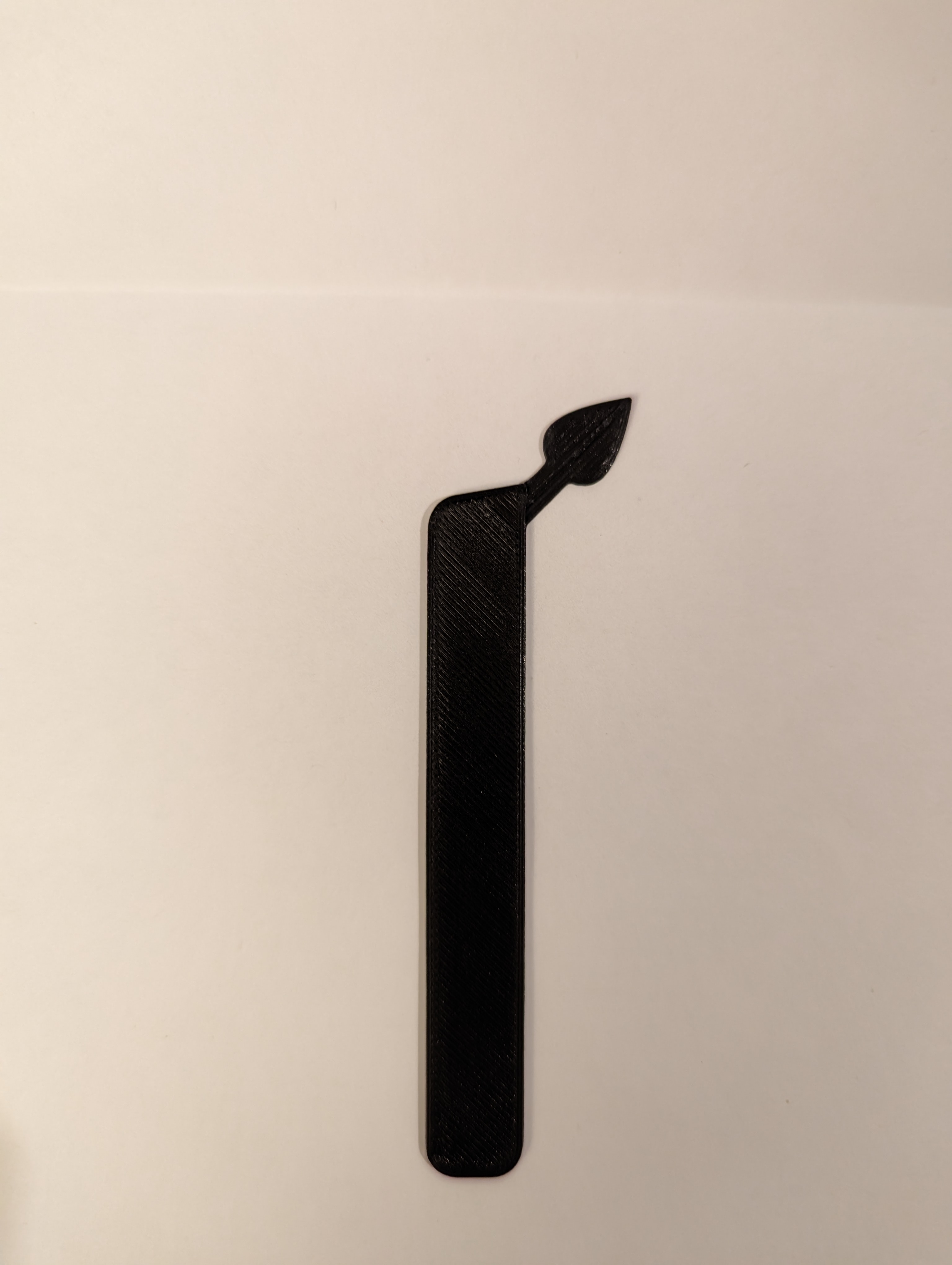 Miniatura 2 do modelo 3D Simple Leaf Bookmark