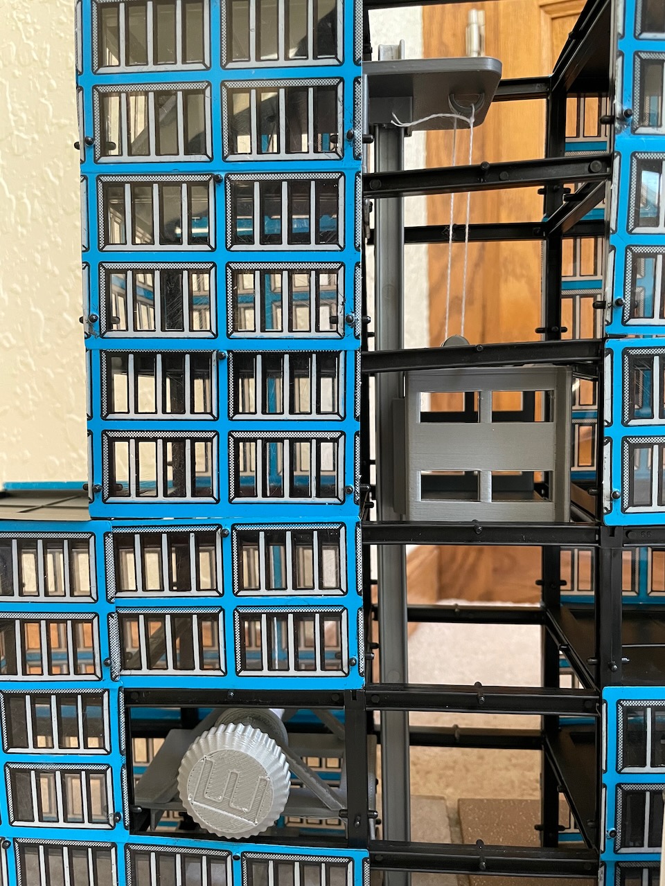 Kenner Girder Elevator and Crank