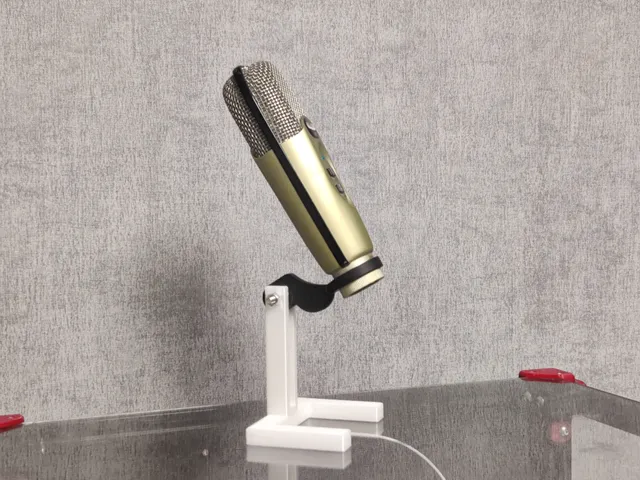 Small microphone stand