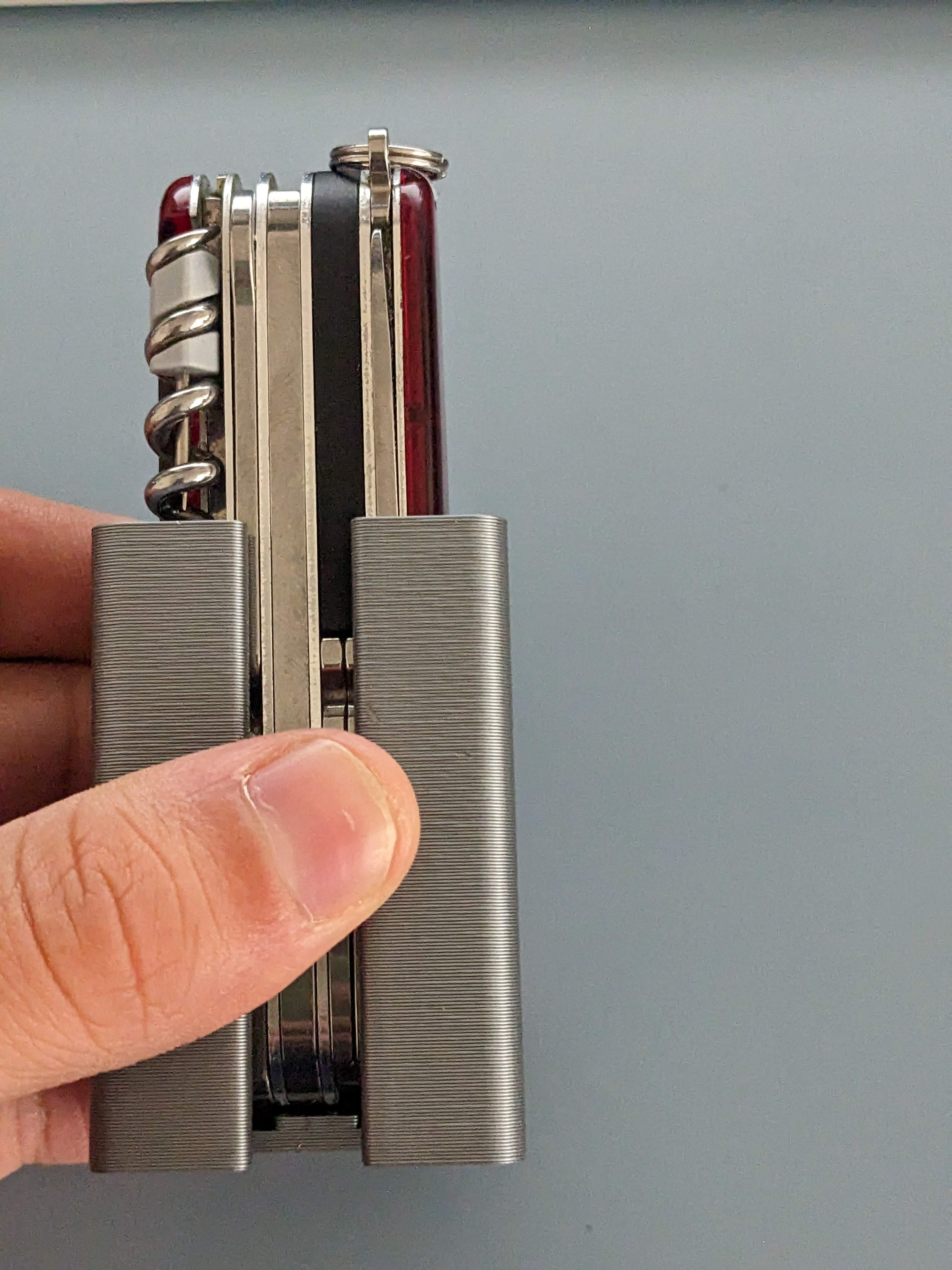 Mount for swiss army knife, Victornix "Cyber tool"