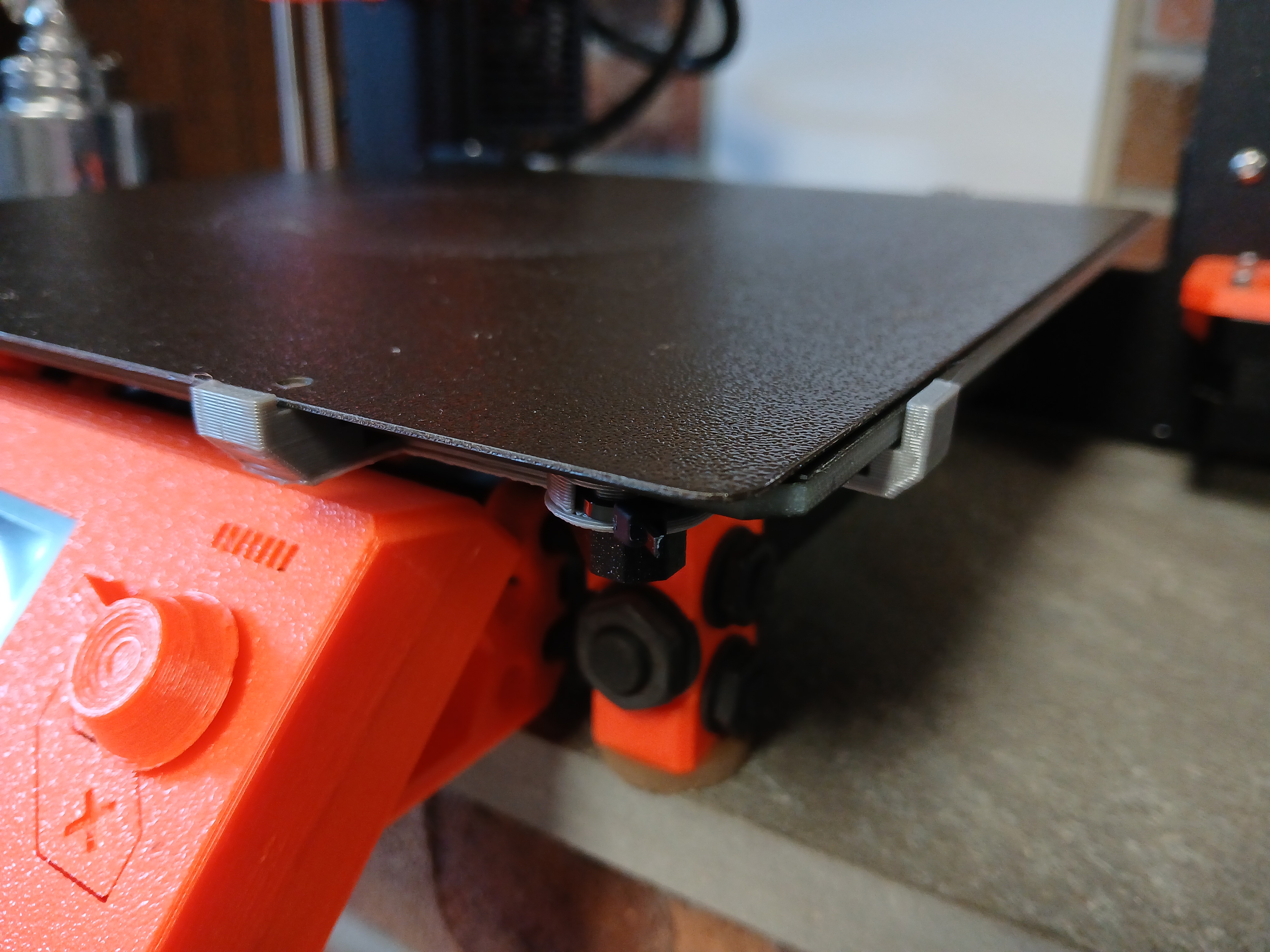 Magnetic extension for Prusa MK42 heatbed (used in MK2/MK2S) - Thicker Magnets 3D model